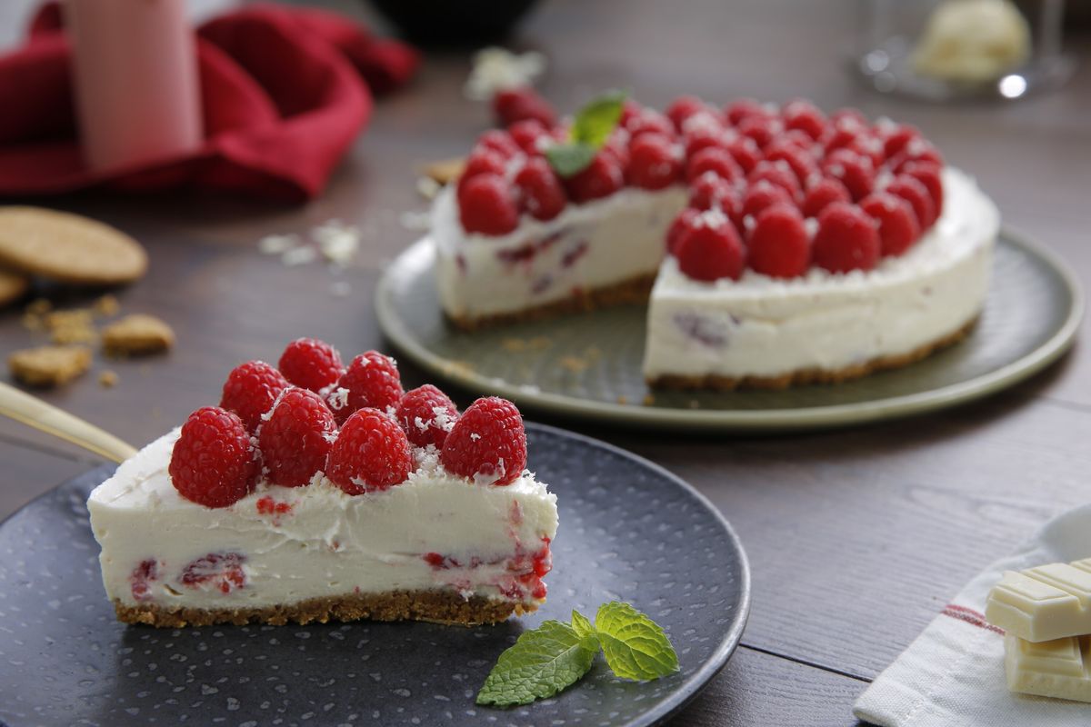 receta-de-cheesecake-de-chocolate-blanco-y-frambuesa