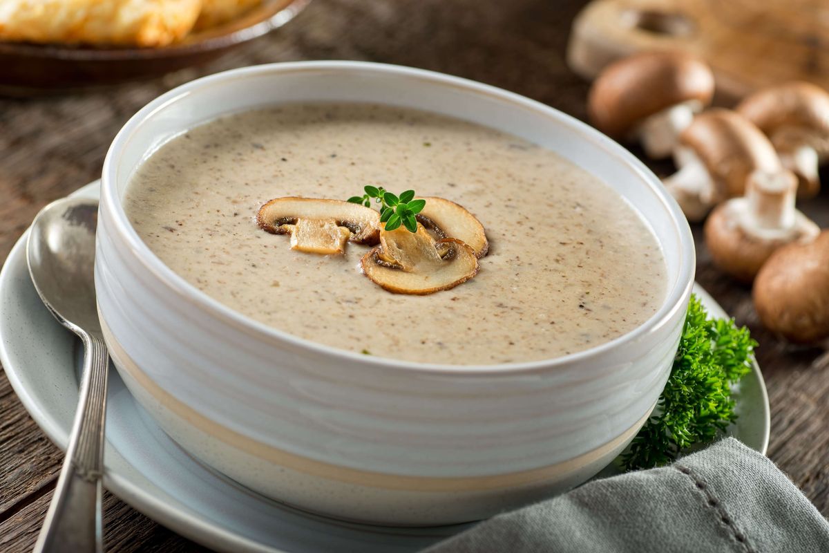 receta-de-sopa-de-champinones-vegana-y-sin-gluten
