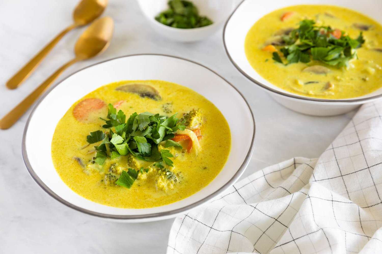receta-de-sopa-de-verduras-al-curry