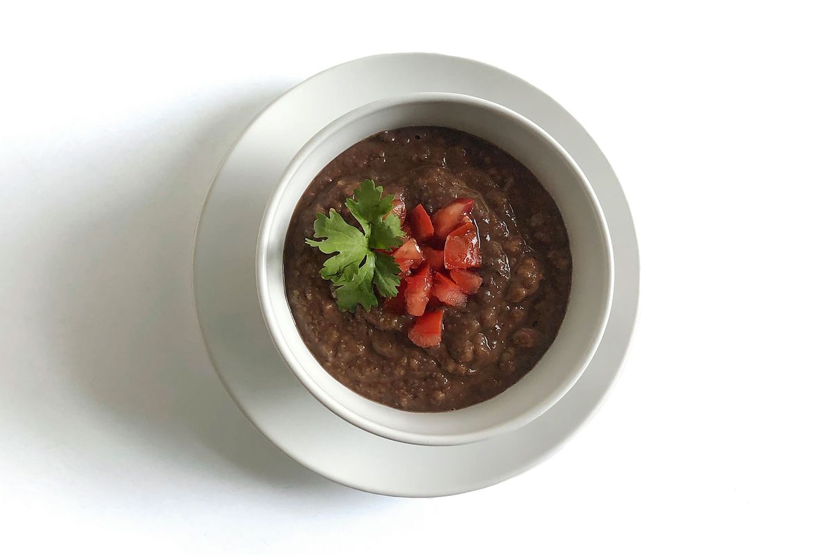 receta-de-sopa-de-verduras-con-frijoles-negros