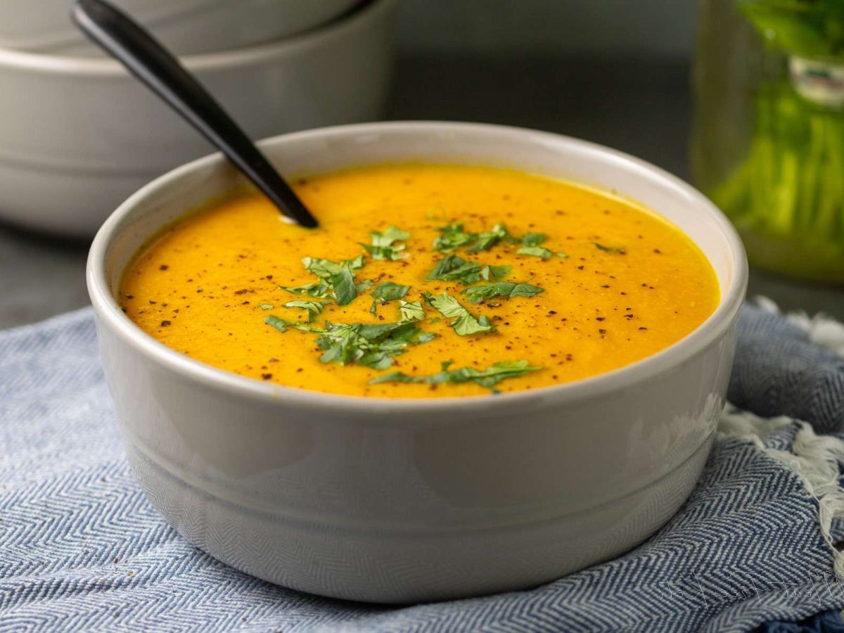 receta-de-sopa-vegana-de-zanahoria